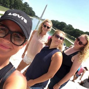 Při práci i na cestách potkáte spoustu nových přátel, Spojené státy americké