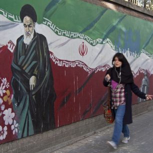 Graffity podporující revoluci, Írán