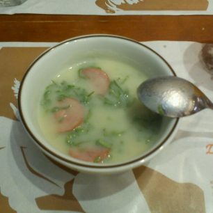 Caldo verde, typická hustá portugalská polévka