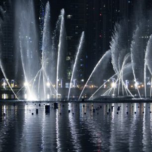 I večer je o zábavu postaráno, Dubaj