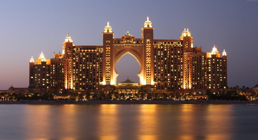 Luxusní resorty a hotely nabízí spoustu zábavy, Dubaj