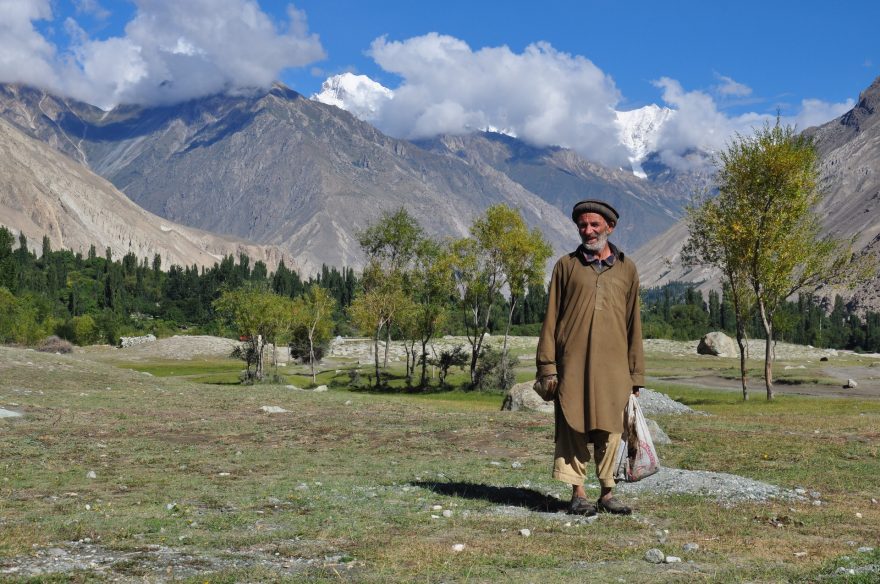 A náhle se zjevil pohádkový dědeček..., Pakistán