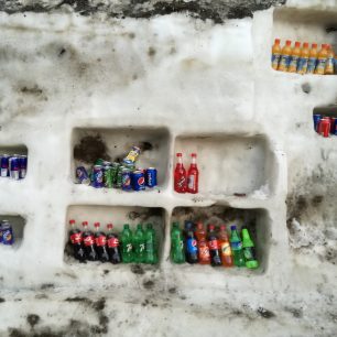 (20)Ledovcová přírodní lednička na Karakoram HWY, Pakistán