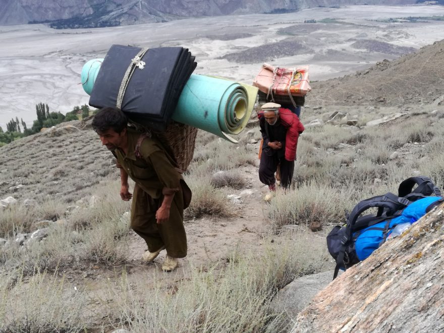 Nosič, horník, pastevec...dle potřeby a zadání... Pakistán
