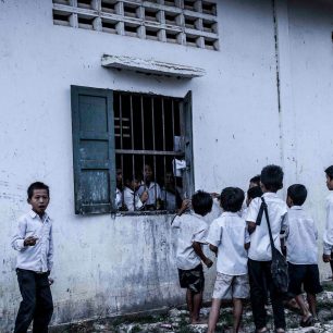 Do školy je povinné nosit uniformu, Vietnam