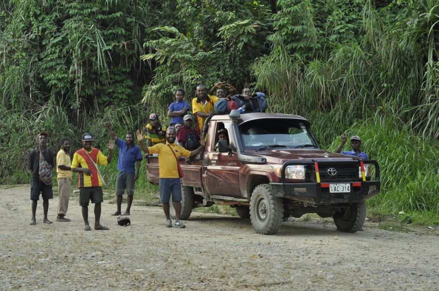 Stopování v pralese, Papua Nová Guinea