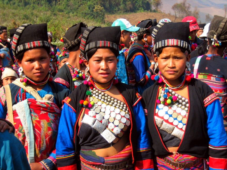 Laoské kmeny v tradičním oděvu