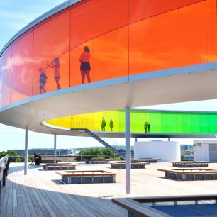  ARoS – Muzeum Moderního umění ARoS je příkladem Skandinávského přístupu k architektuře, Aarhus, Dánsko