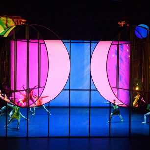 Tree of Codes – Moderní tanec, Aarhus, Dánsko