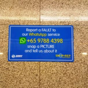 Já neudávám, je to jen má občanská povinnost to hlásit, Singapur