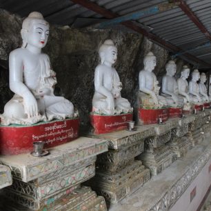 Jeskyně s Buddhy, Hpa-An, Myanmar