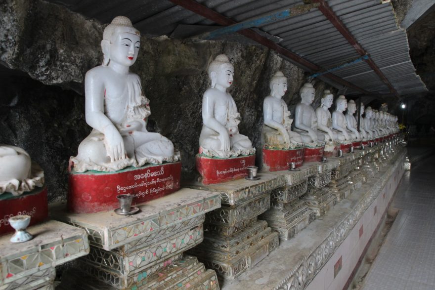 Jeskyně s Buddhy, Hpa-An, Myanmar