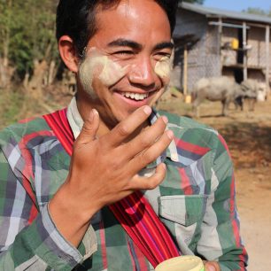 Náš průvodce po treku k Inle lake, Myanmar