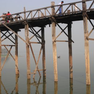 U Bein bridge, Mandalaj, Myanmar