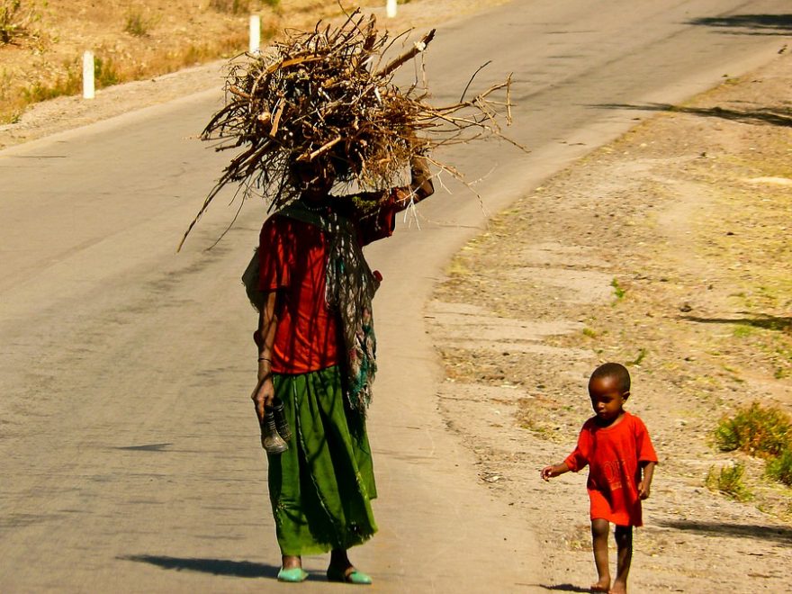 Etiopské ženy jsou silné a velmi zaměstnané, Etiopie