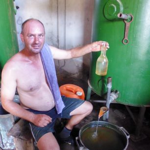 Výroba levandulového oleje, Hvar, Chorvatsko