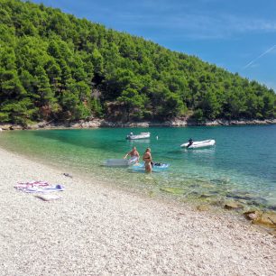 Zátoka Smokvina, Hvar, Chorvatsko