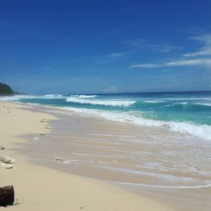 Nyang Nyang Beach – jako v ráji, Bali, Indonésie