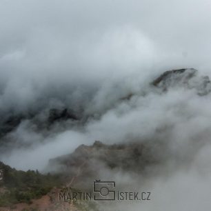Dopoledne se probudíte do mlhy, Madeira