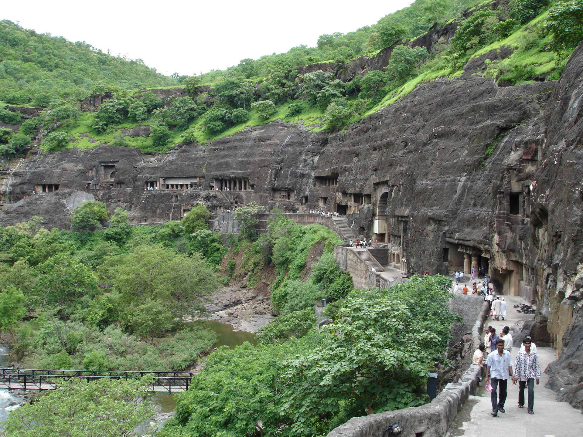Ajantu Caves, Indie