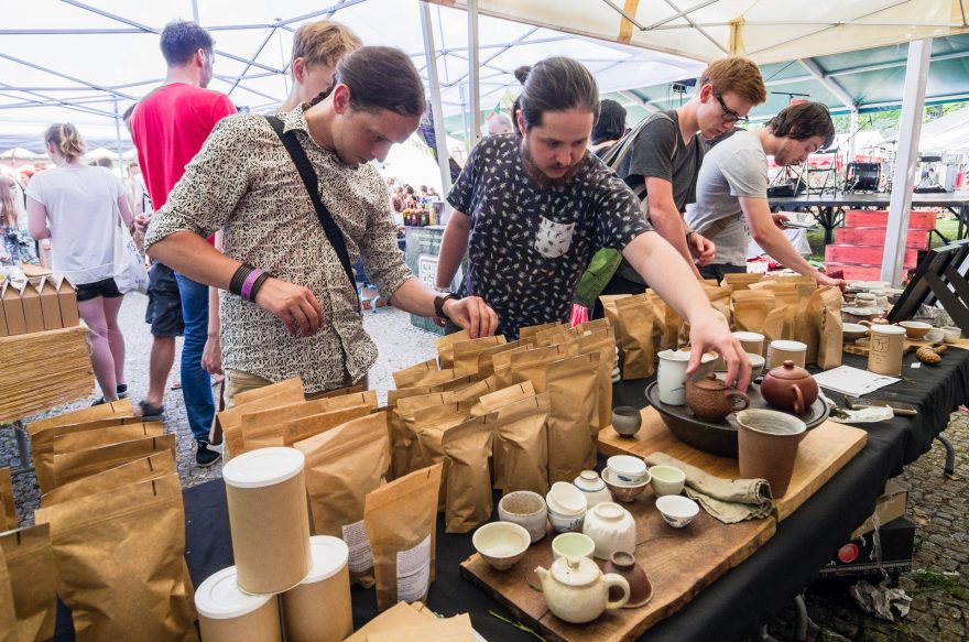 Celý festival se točí kolem čaje