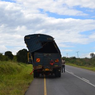 Tanzánie je nebezpečnými řidiči pověstná, autonehody byly na každém kilometru, Tanzánie