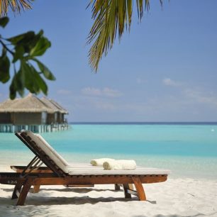 V luxusních rezortech si odpočinete, Maledivy