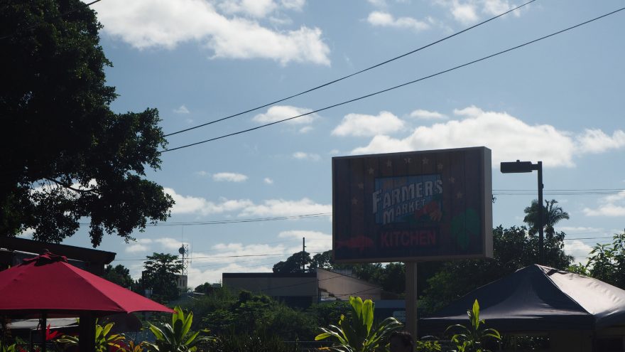 Farmer’s market s místními výrobky, Hilo, Big Island, Hawaii