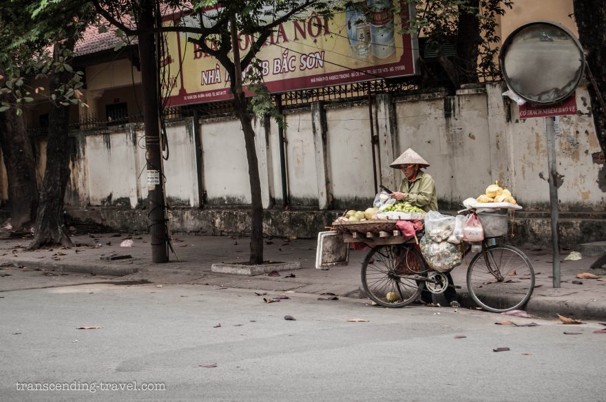 Vylidněnou ulici v Hanoji musíte dlouho hledat, Hanoj, Vietnam