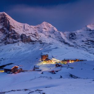 Noc na Kleine Scheidegg, Jungfrau, Švýcarsko, zdroj: swiss-image.ch