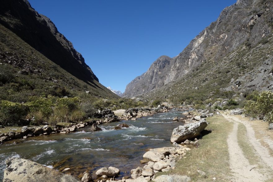 Během cesty do kempu Llamacoral, Santa Cruz, Peru