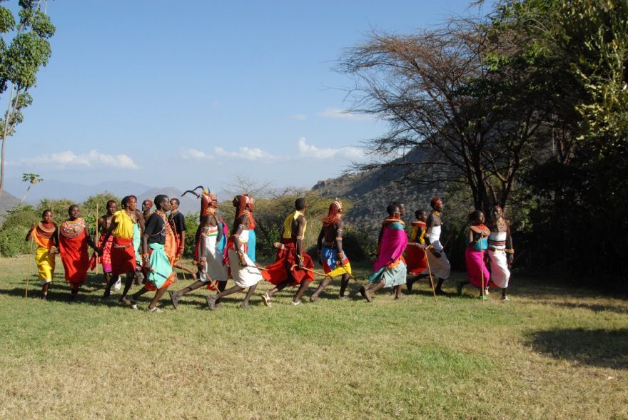 Samburové v Keni v tradičním oděvu, Keňa