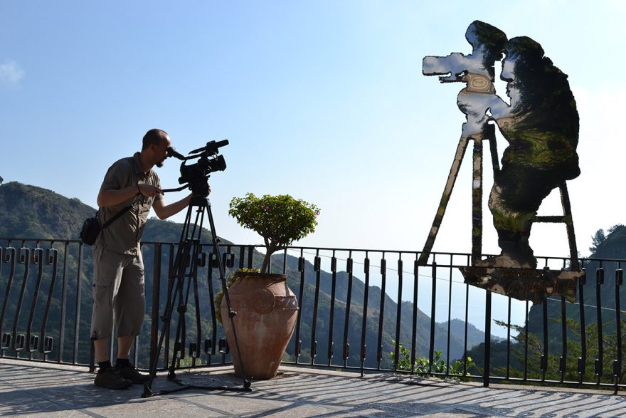 Kameraman České televize Davis Karas versus kameraman sicilský, Itálie