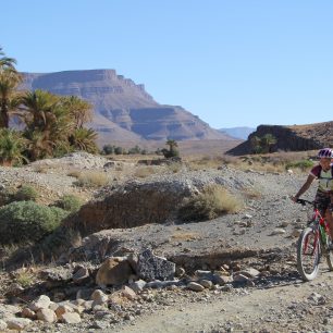 Stolové hory pohoří Džebel Sahro, Maroko
