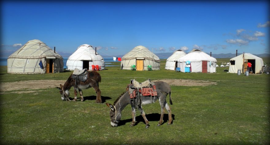 Jurtový tábor u Son kulu, Kyrgyzstán