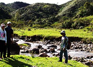 Deset hodin v kůži kolumbijské gerily aneb trek v bývalém povstaleckém koridoru 