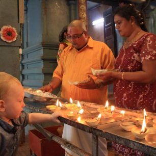 Byl jsem se podívat i v hinduistickém chrámu v Kuala Lumpur, Indonésie