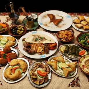 VELKÉ LIBANONSKÉ MENU, MIXY LIBANONSKÝCH MEZZE