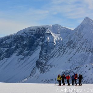 Odpočinek na bezpečném místě v průběhu dlouhého sjezdu, Švédsko