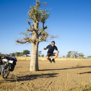 Na kole přes Afriku 