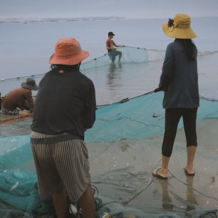 Rybáři rozhazují sítě, Vietnam