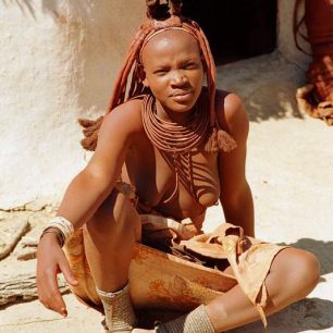 Zdobení místních žen, Afrika