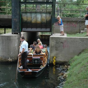 U zdymadla, Německo