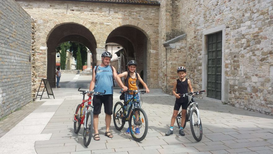 Na kole můžete prožít dovolenou s celou rodinou, cyklostezka Alpe – Adria