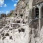 Jeskynní komplex a skalní město Vardzia