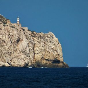 Cap de Tramuntana s majákem, Sa Dragonera, Španělsko