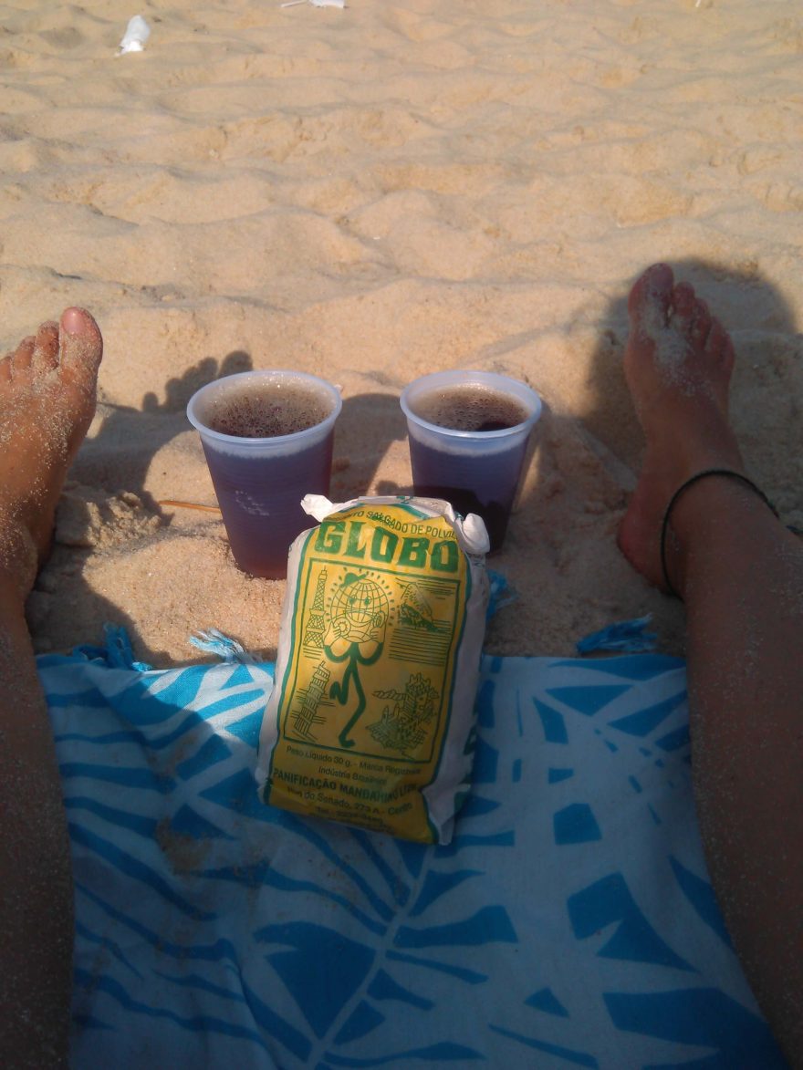 Sladkosti na pláži - Biscoito globo s vychlazeným maté, Brazílie