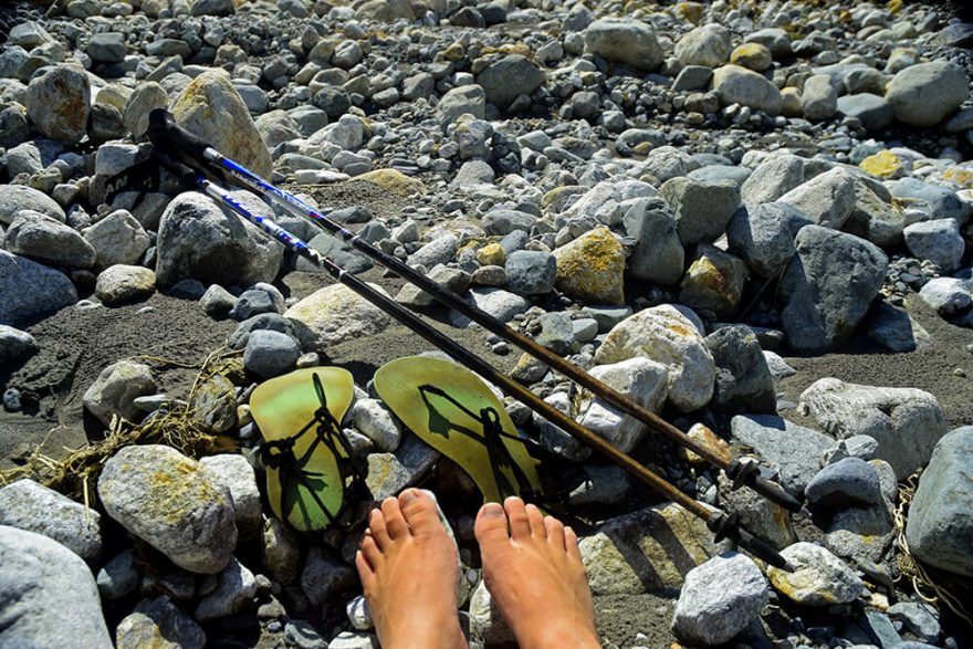 Sandály Tara Huarache a trekové hole Fizan Compact