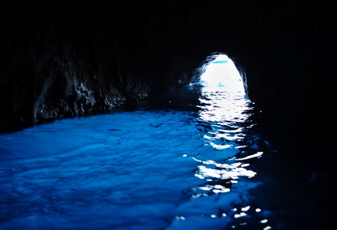 Grotta Azzurra, ostrov Capri, Itálie