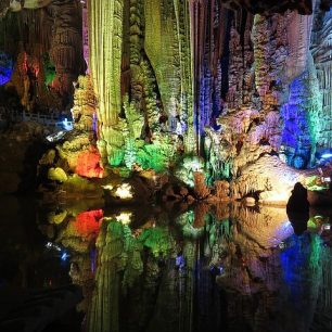 Jeskyně rákosové flétny, Čína